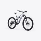 Amflow PL Carbon front three-quarter