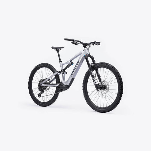 Amflow PL Carbon front three-quarter