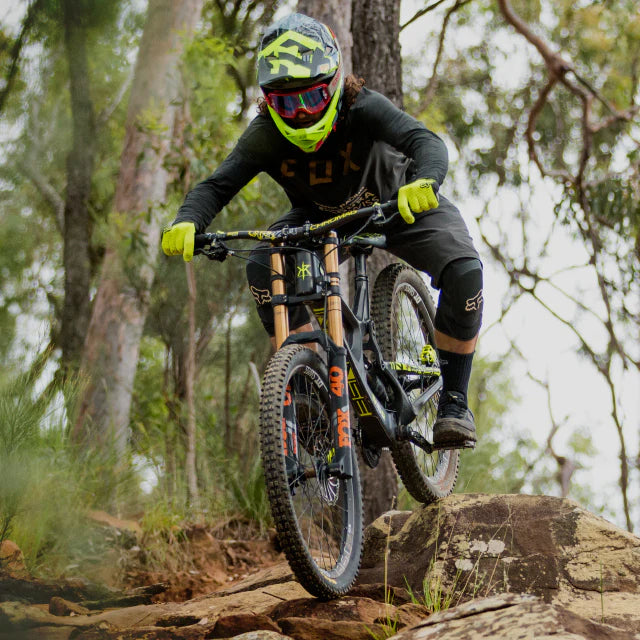 4 Hour Bike Rental Package (Includes bike and helmet)
