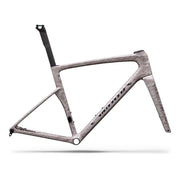 Gloss Dolomite Metallic / Chrome