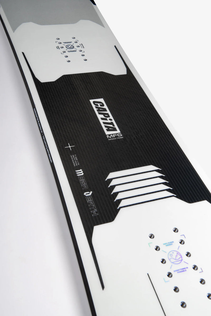 capita mega death vs black snowboard of death Capita Mega Death Snowboard 2026 165W