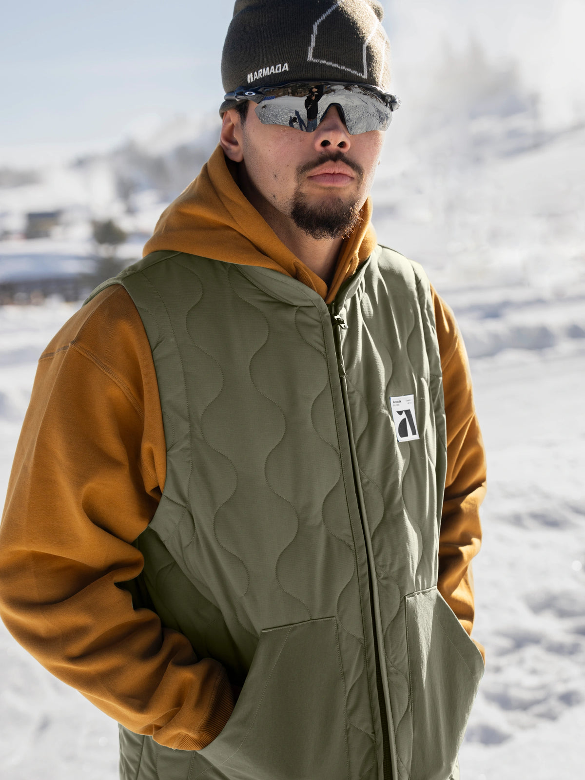 Armada Yowler Vest