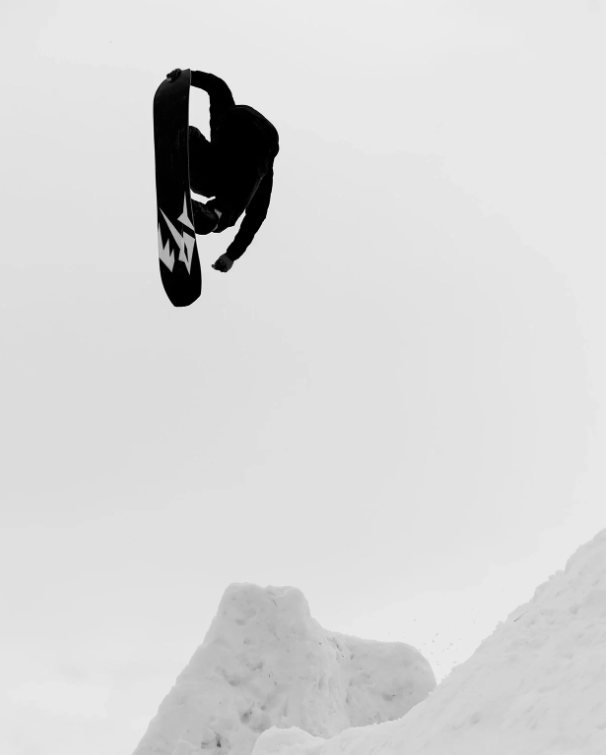 Jones Flagship Snowboard - Men's