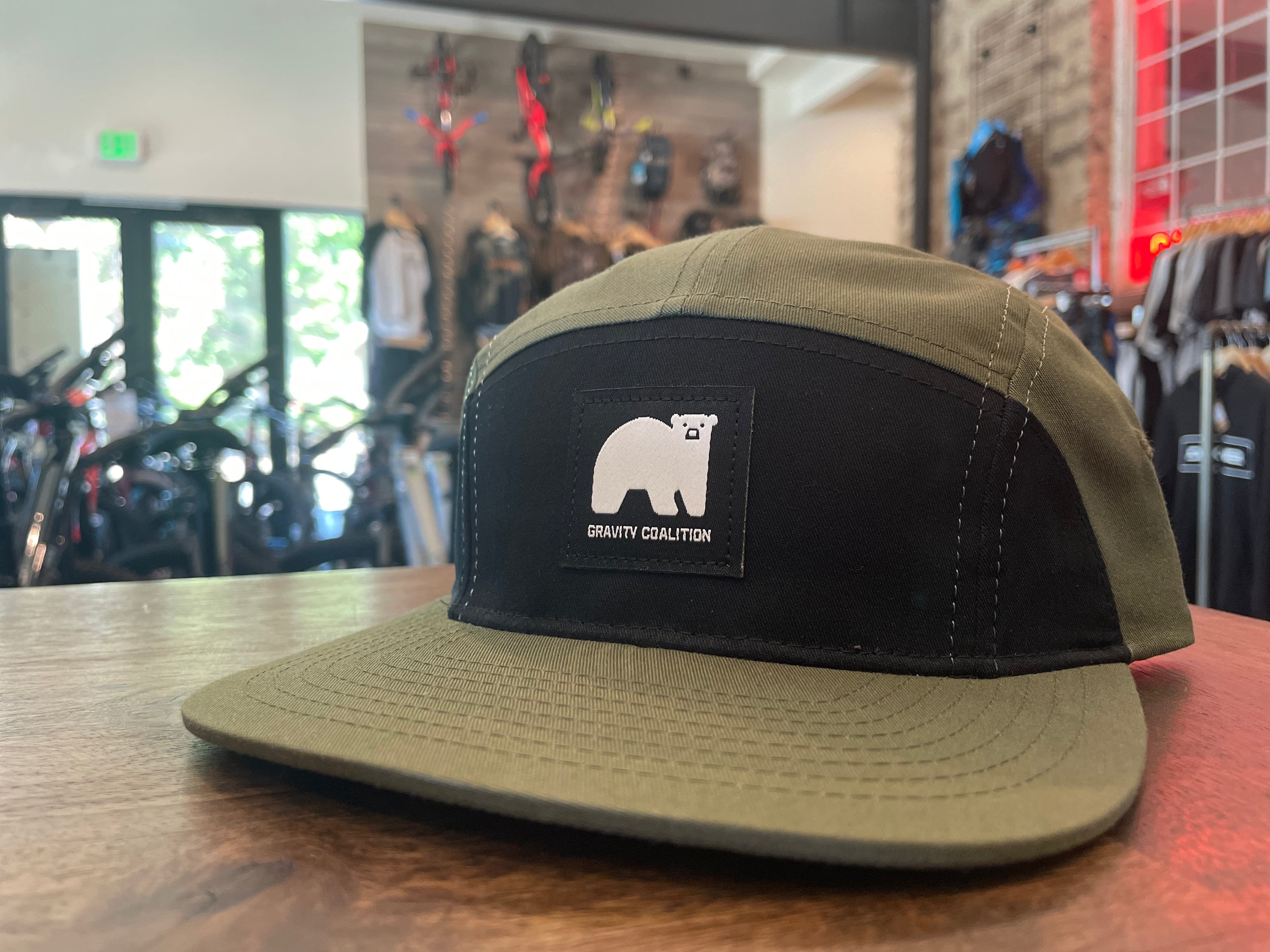 Gravity 5 Panel Hat