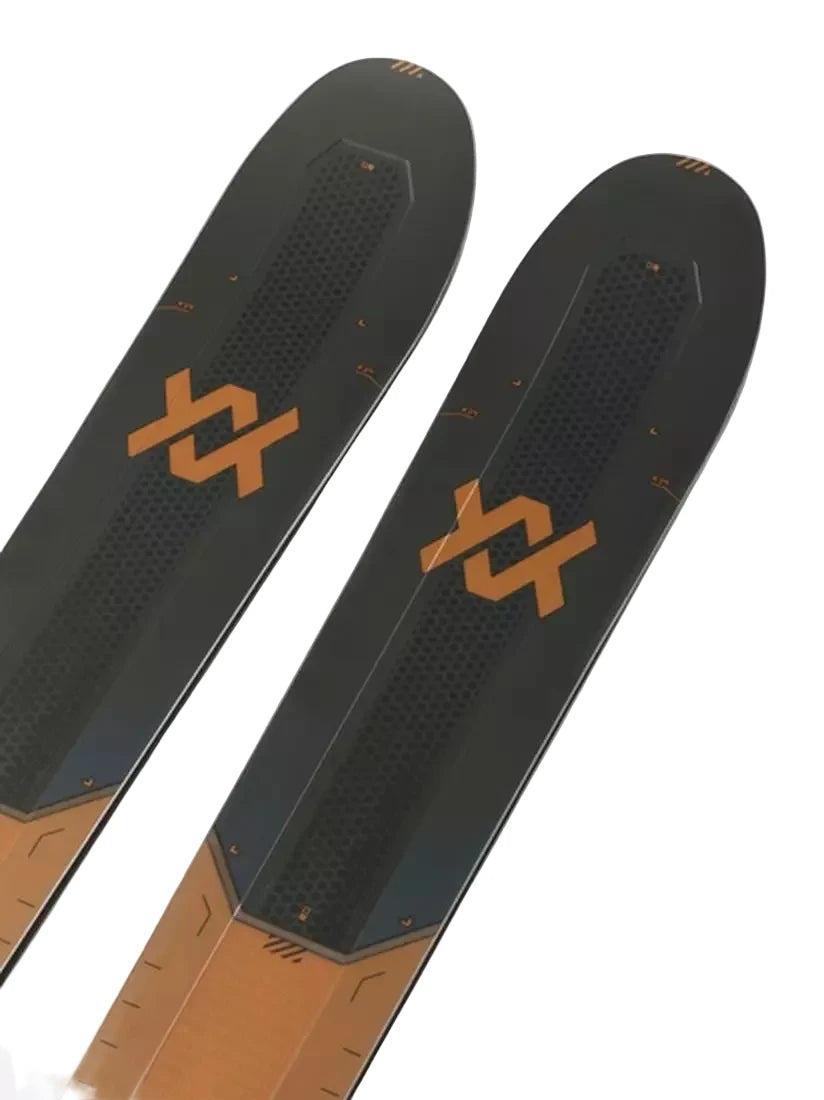 Volkl Mantra Ski
